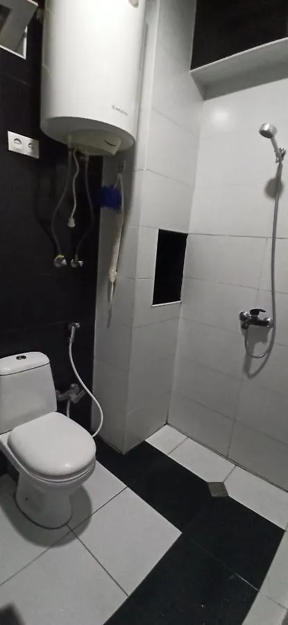 Apartments Lezzet تبليسي بيت ضيافة