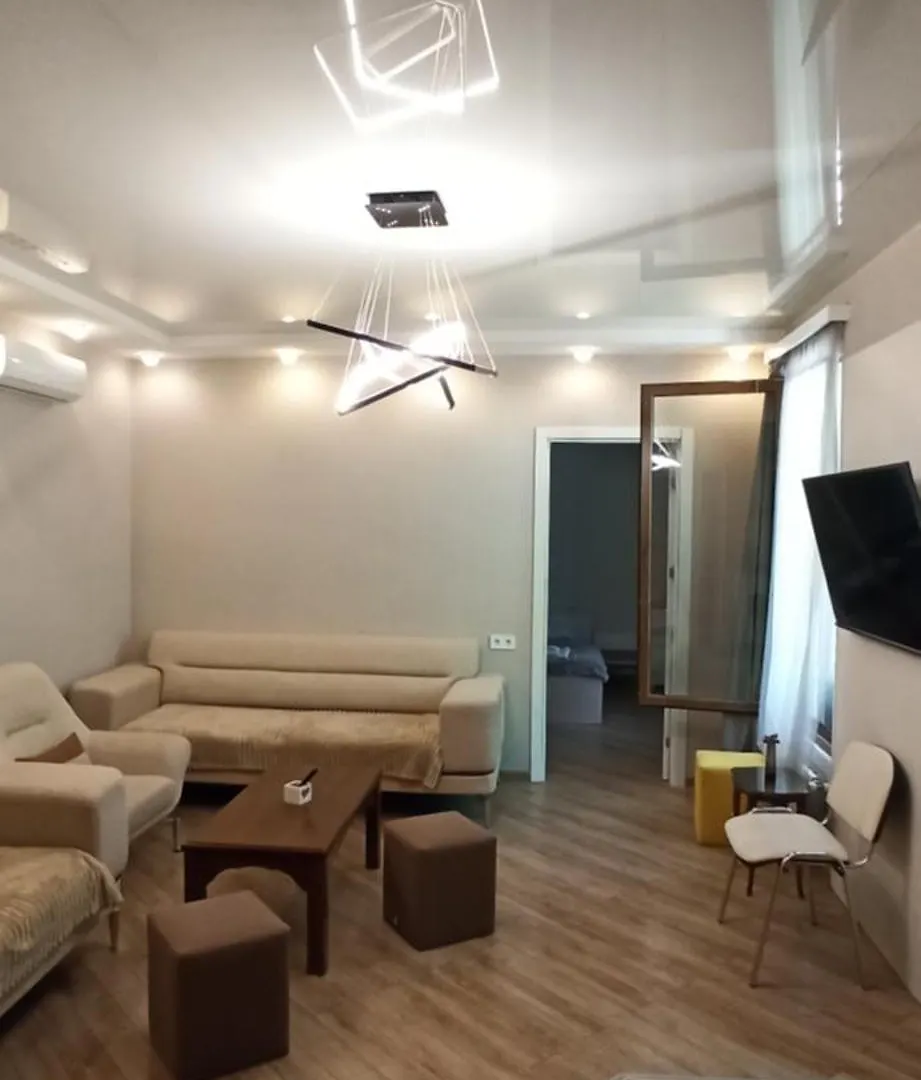 招待所 Apartments Lezzet 第比利斯