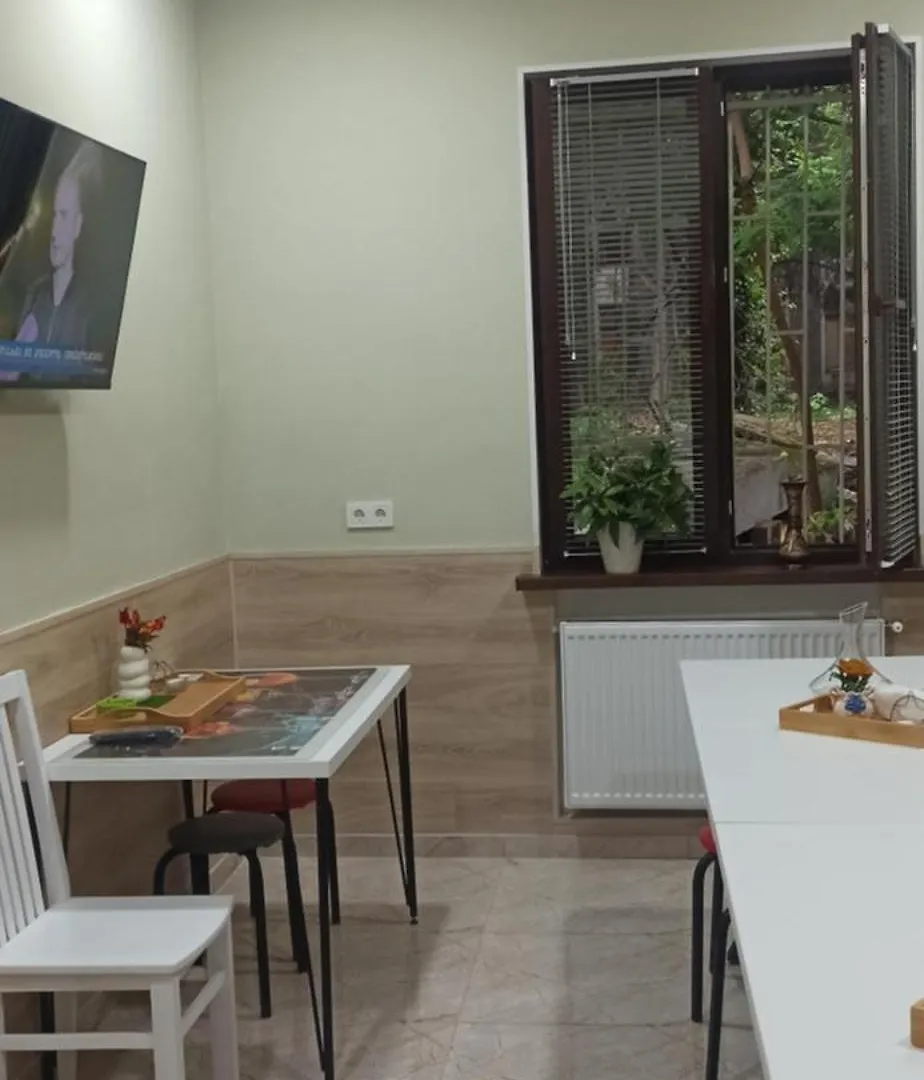 Apartments Lezzet 第比利斯 招待所